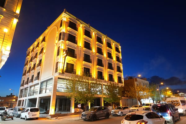 Assyria hotel opens in Turabdin
