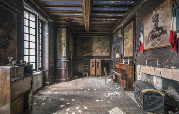 Residence of Agha Petros in France burns to the ground