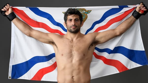 UFC Star Beneil returns for a crucial clash in Madison Square Garden